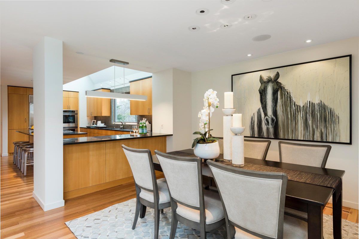 Cedar Lake Contemporary · Ambiance Home Staging