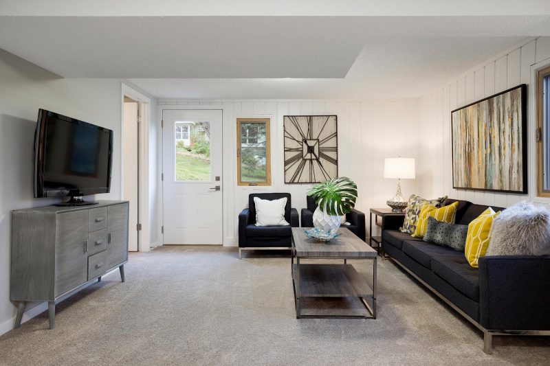 After Image - Charming Seating Area